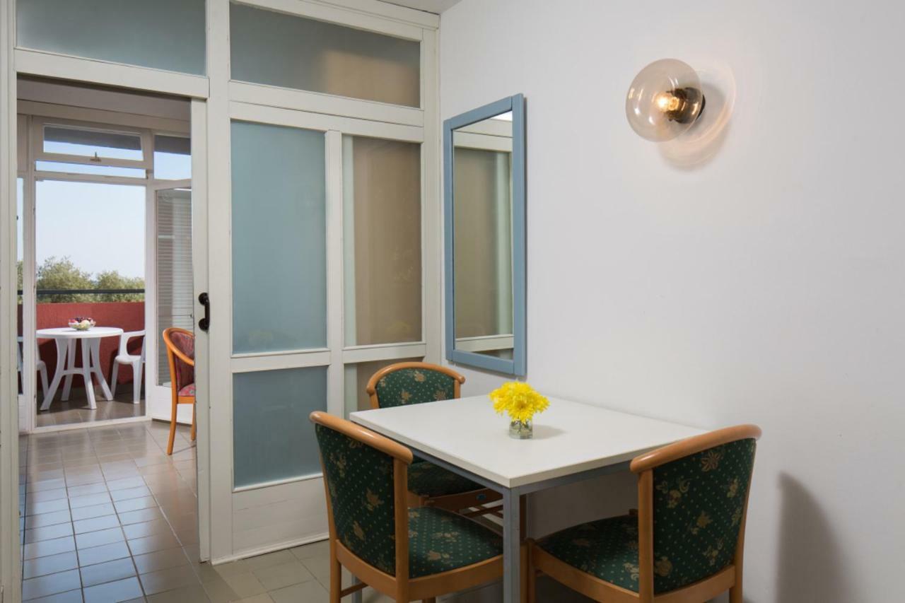 Lanterna Resort Tar-Vabriga エクステリア 写真
